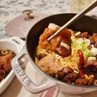 可能是豆腐、拉麵、火鍋和麵的圖像