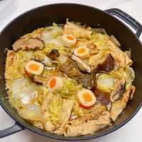 可能是豆腐、香菇和火鍋的圖像