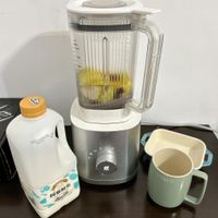 可能是研磨機、泡茶器和顯示的文字是「 MAX 1400 1200 今 2024.04.25 20810425 151 2024.0 04.2 Bi 洗 问猴鲜乳 7 妹 SYAUB ST STAUS 」的圖像