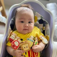 可能是 1 人和嬰兒的圖像