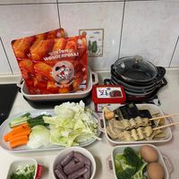 可能是豆腐、火鍋和文字的圖像
