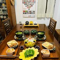 可能是起司火鍋、火鍋和文字的圖像
