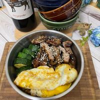 可能是水波蛋、豆腐和文字的圖像