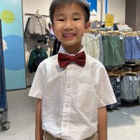 可能是 1 人和小孩的圖像