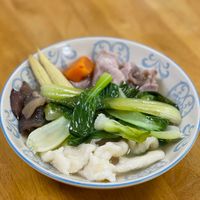 可能是拉麵和香菇的圖像