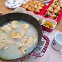 可能是火鍋、豆腐和粥的圖像