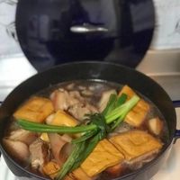 可能是豆腐、火鍋和拉麵的圖像