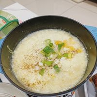 可能是粥和水波蛋的圖像