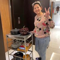 可能是 1 人和火鍋的圖像