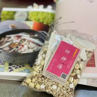 可能是粥、豆腐、香菇和文字的圖像