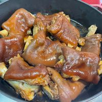 可能是燉小牛膝的圖像