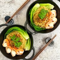 可能是炒麵、拉麵和麵的圖像
