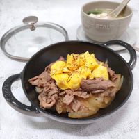 可能是肉排和文字的圖像