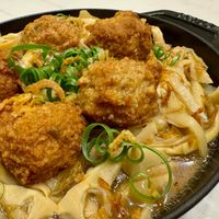 可能是炒麵、拉麵、麵和豆腐的圖像