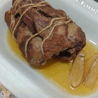 可能是燉小牛膝的圖像