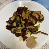 可能是燉小牛膝的圖像