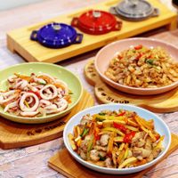 可能是豆腐、義大利麵和炒麵的圖像