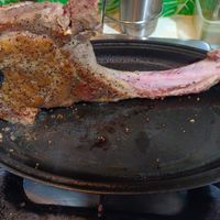 可能是燉小牛膝的圖像
