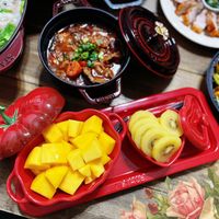 可能是火鍋、豆腐和文字的圖像