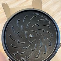 可能是鬆餅機和研磨機的圖像