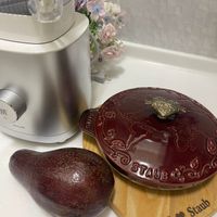 可能是顯示的文字是「法 o ZWILLING ZWI LING Staub 」的圖像