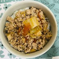 可能是炒飯、豆腐和文字的圖像