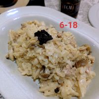可能是義大利麵和顯示的文字是「發 Dence GOU60 80 6-18 」的圖像