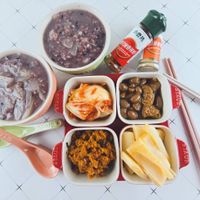 可能是粥、焗豆、豆腐和文字的圖像
