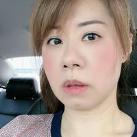 可能是 1 人、瀏海和微笑的圖像