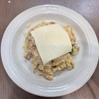 可能是豆腐、牧羊人派和炒飯的圖像