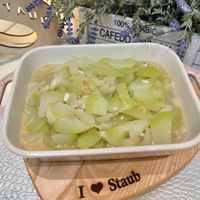 可能是顯示的文字是「 100% CAFEDO BiC TAUE STAU- STA I Staub 」的圖像