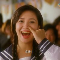 可能是 2 個人和文字的圖像