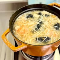 可能是粥、火鍋和豆腐的圖像