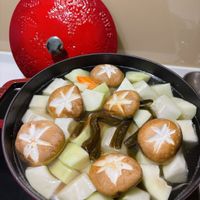 可能是香菇和豆腐的圖像