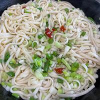 可能是義大利麵、拉麵和炒麵的圖像