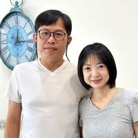 可能是 2 個人和眼鏡的圖像