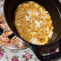 可能是字母湯、豆腐和拉麵的圖像