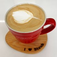 可能是咖啡杯、紅心和咖啡的圖像