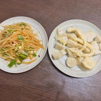 可能是義大利麵和豆腐的圖像