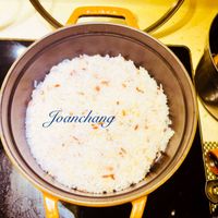 可能是印度香料飯和文字的圖像