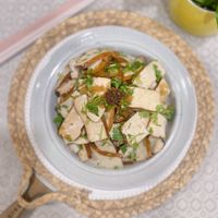 可能是豆腐和麵的圖像