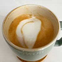 可能是咖啡杯和咖啡的圖像