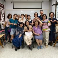 可能是 7 個人和文字的圖像
