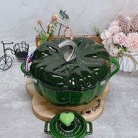 可能是泡茶器和顯示的文字是「 Enjoy noy every day Staw STAVD 」的圖像