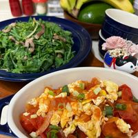 可能是煙燻鮭魚和豆腐的圖像