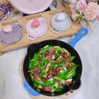 可能是肉排和文字的圖像