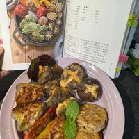 可能是香菇和文字的圖像