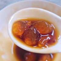 可能是甜點和龍眼的圖像