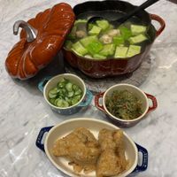 可能是豆腐、火鍋、粥和麵的圖像