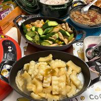 可能是炒麵和文字的圖像